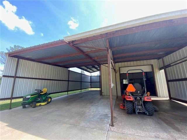 Listing photo 32